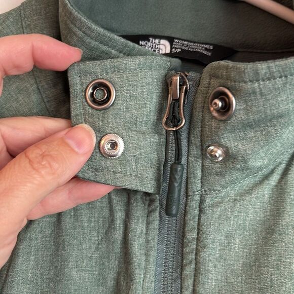The North Face Women Calentito 2 Jacket Green Heather small Windwall Full-Zip - Picture 3 of 10